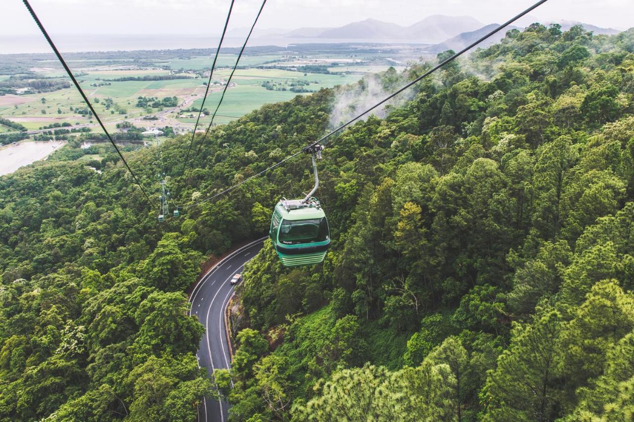 Coral Tree Inn Cairns Bagian luar foto